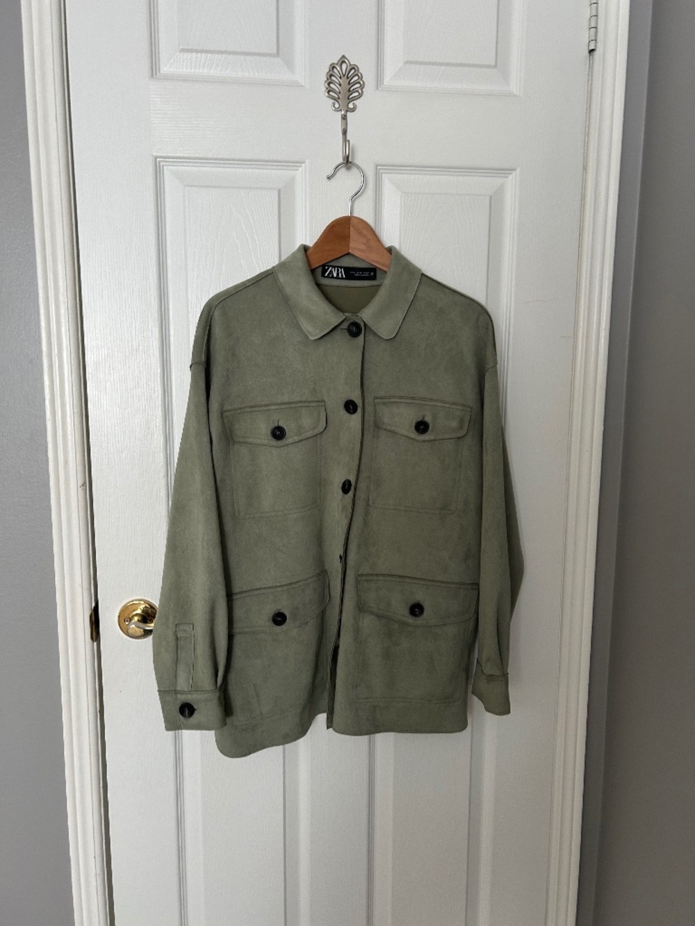 🌿 ZARA Olive Green Utility Jacket – Size M